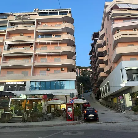 Lungomare Sea View Appartement *